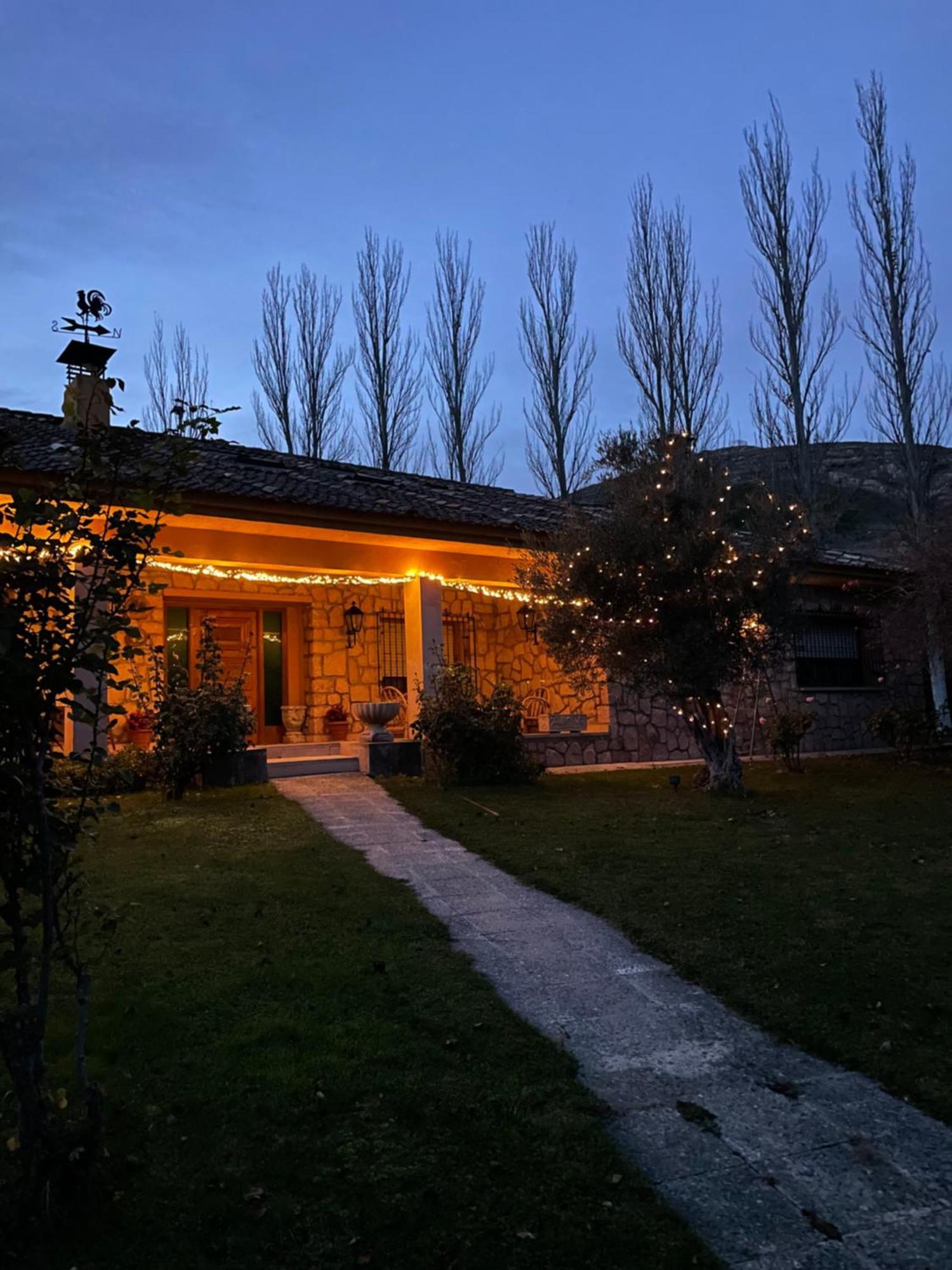 Holiday home Casa Fuentes De Ledina Fuentiduena